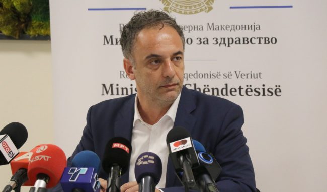 ЗАКОНОТ ЗА ЗАШТИТА ОД ПУШЕЊЕ НЕМА ДА БИДЕ УДАР ЗА УГОСТИТЕЛИТЕ, ВЕЛИ МИНИСТЕРОТ АЛИУ