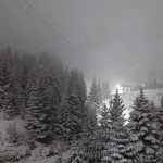 На Божиќ променливо облачно со дожд, на планините снег