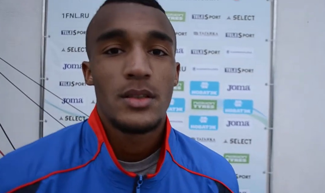 Објавена снимка од падот на екс-фудбалерот на ЦСКА од прозорец (ВОЗНЕМИРУВАЧКО ВИДЕО)