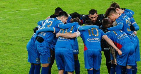 Се враќа најлудата лига во светот – првиот и последниот ги делат 11 бода!