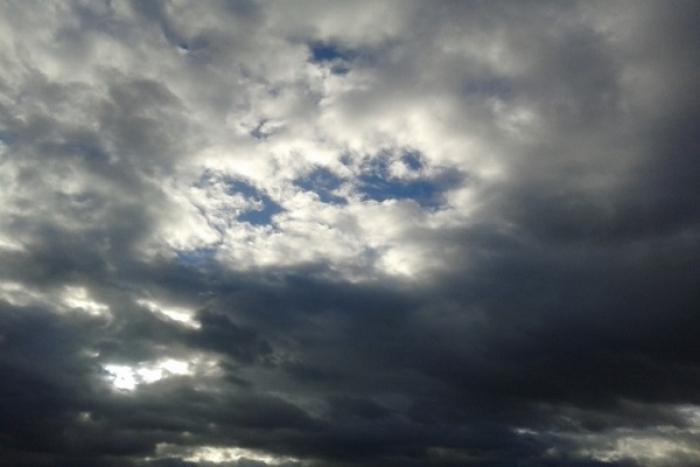 Променливо време со дожд и снег, пообилни врнежи се очекуваат во понеделник