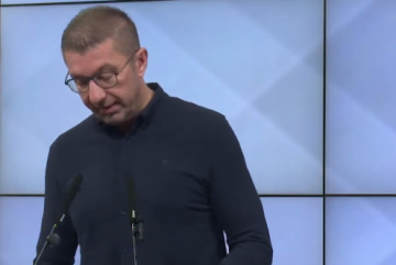 (ВО ЖИВО) Прес-конференција на Христијан Мицкоски по повод повторените локални избори