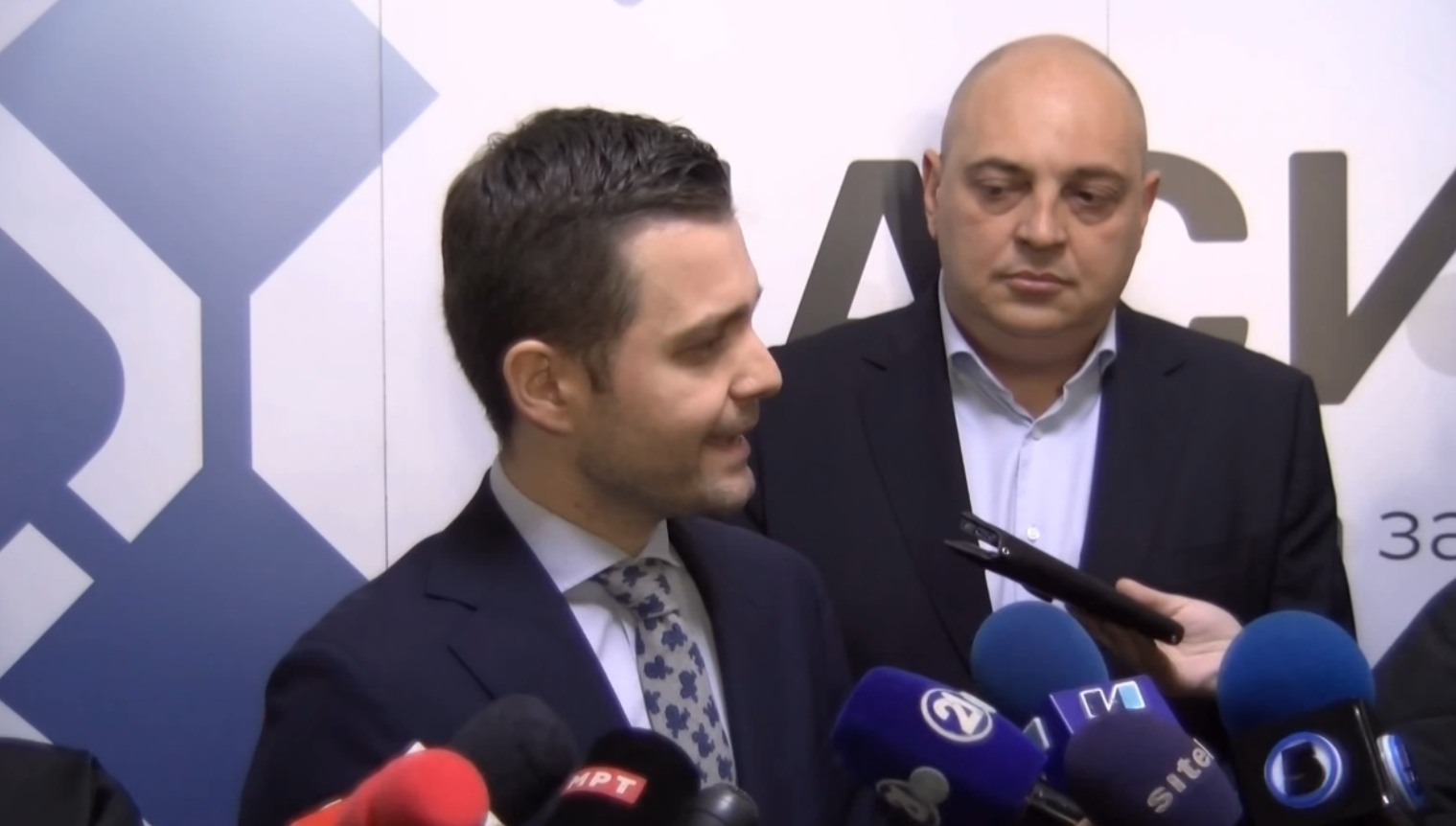 Муцунски: Одлуката на САД ќе погоди многу мал дел македонски државјани