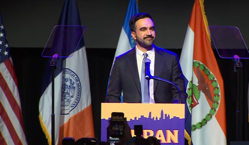 Поранешниот градоначалник на Њујорк го критикуваше Мамдани за укинување наредби поврзани со антисемитизмот