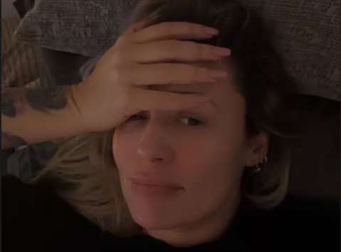 Еве зошто Миа Костова отиде „под нож“ и што се’ извадија од неа: „Не сакав да имам ‘завеса од кожа’ доле…“