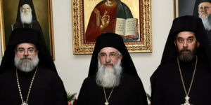 Избрани двајца митрополити на Крит