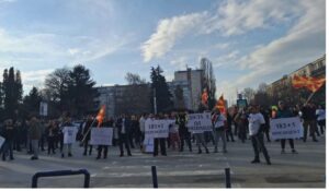 Куманово на нозе: Протест против УЈП поради неиспорачани даночни решенија