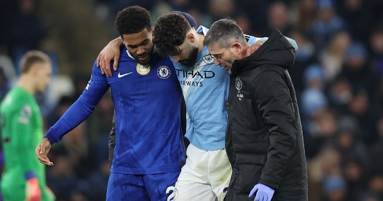 Дефанзивецот на Сити има скршеница, неизвесно е дали ќе игра и на Мундијалот