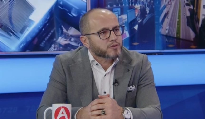 КОЦЕВСКИ ИЗБЕГА ЕДЕН ЧАС ПРЕД ДА ГО РАЗРЕШАТ: Бившиот шеф на Вишото јавно обвинителство, Хајлурахи за екс јавниот обвинител