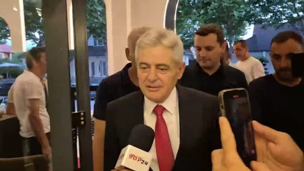 Ахмети ќе присуствува утре на лидерската средба