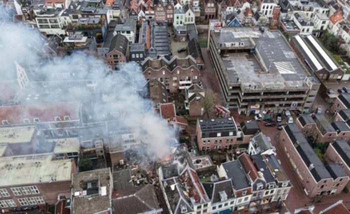 Експлозија во центарот на холандскиот град Утрехт