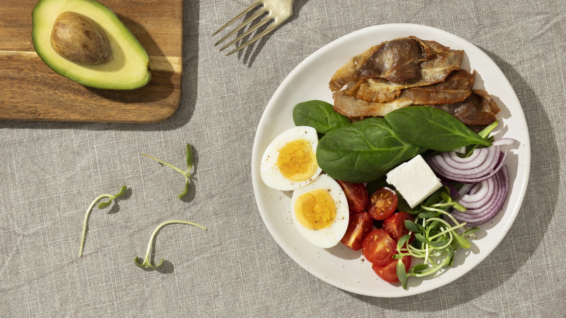 Кето и палео на удар на науката: Зошто експертите сметаат дека овие популарни диети може да бидат опасни за срцето?