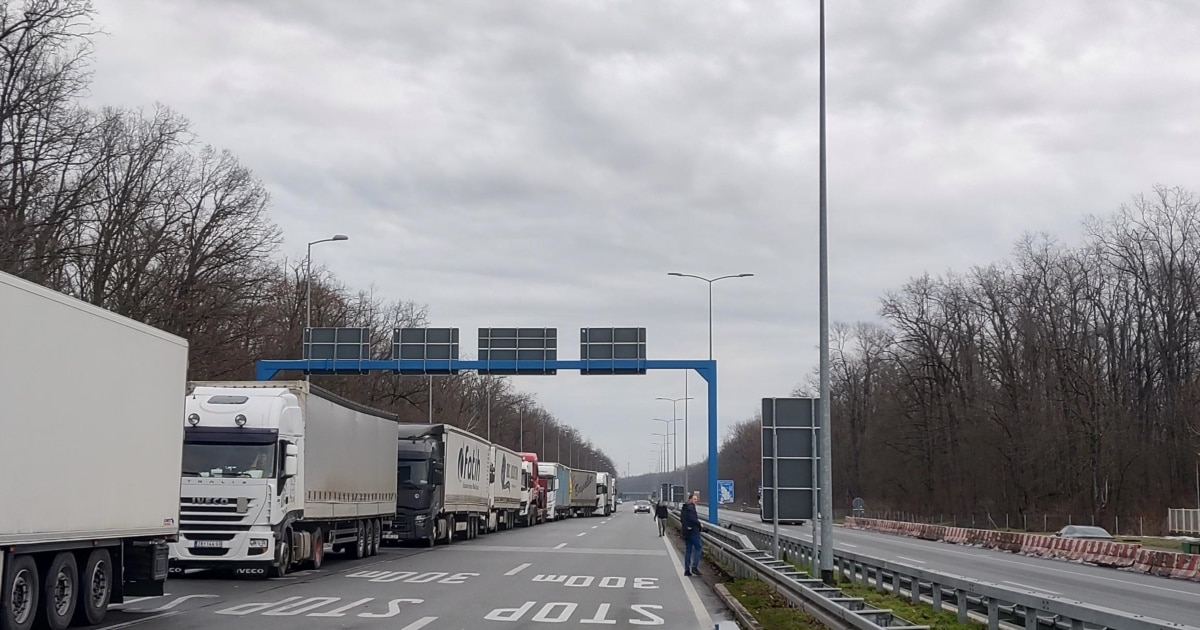 Автобуските превозници ќе протестираат со камионџиите ако не се најде поволно решение