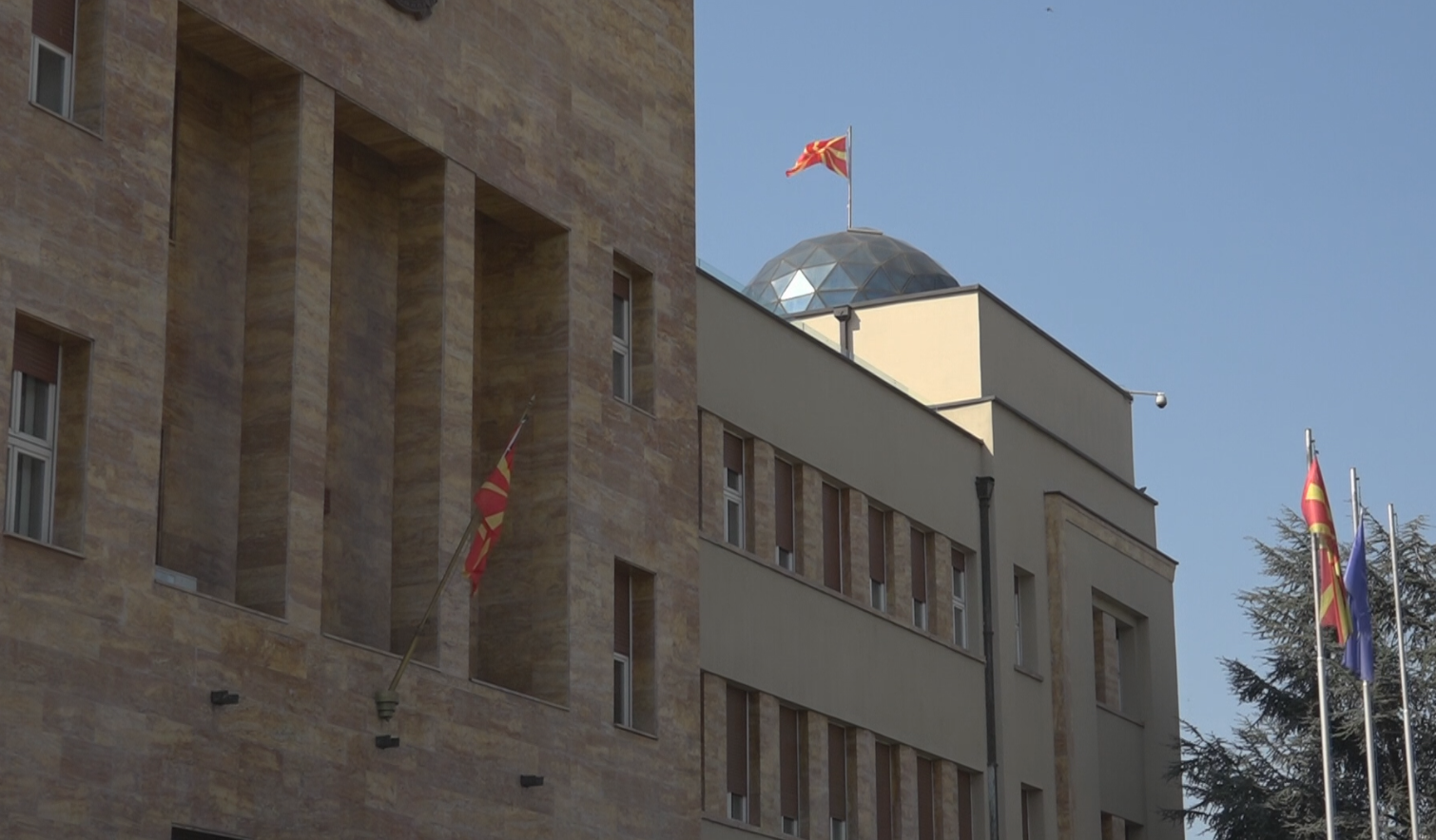 Партиските лидери не се појавија на седницата за гласање на предлог законот за „Безбеден град“