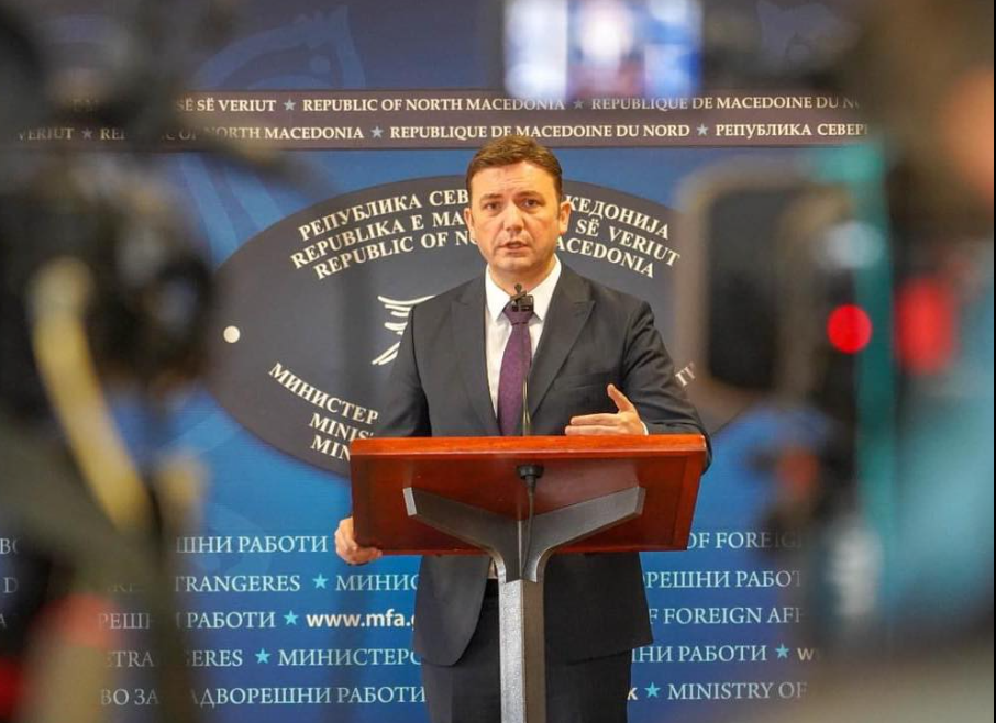 „ТРЕБАШЕ ДА СЕ ВОВЕДЕ БЕЗВИЗЕН РЕЖИМ СО САД“: Откако САД ја суспендираше обработката на иселенички визи, Османи раскажа што направил тој како Министер за надворешни работи