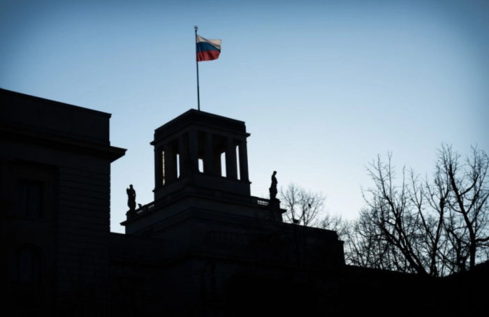 Од денеска се ограничува  слободата на движење на руските дипломати во Европската Унија