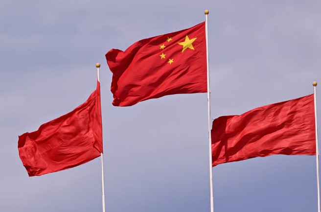 Кинеската Комунистичка партија започна истрага против најблискиот сојузник на Си Џипинг во воениот врв