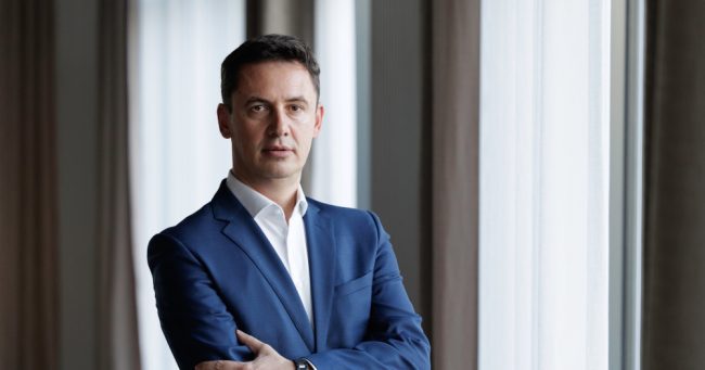 ОД РЕГИОНАЛНА КОНСОЛИДАЦИЈА ДО ПРОШИРУВАЊЕ НАДВОР ОД БАЛКАНОТ – ИНТЕРВЈУ СО ЈУЛЈАН МАНЕ, ПОТПРЕТСЕДАТЕЛ НА БАЛФИН ЗА МАЛОПРОДАЖБА