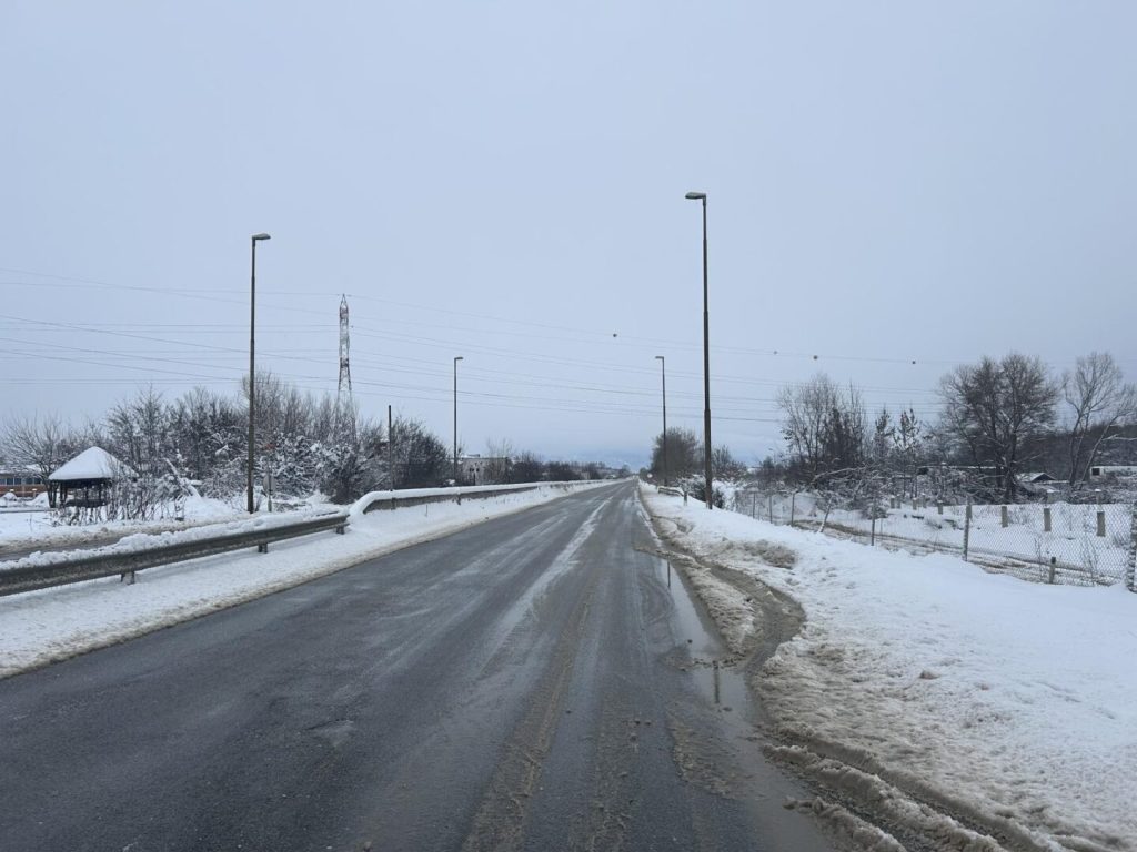 Слаби врнежи од снег на Попова Шапка