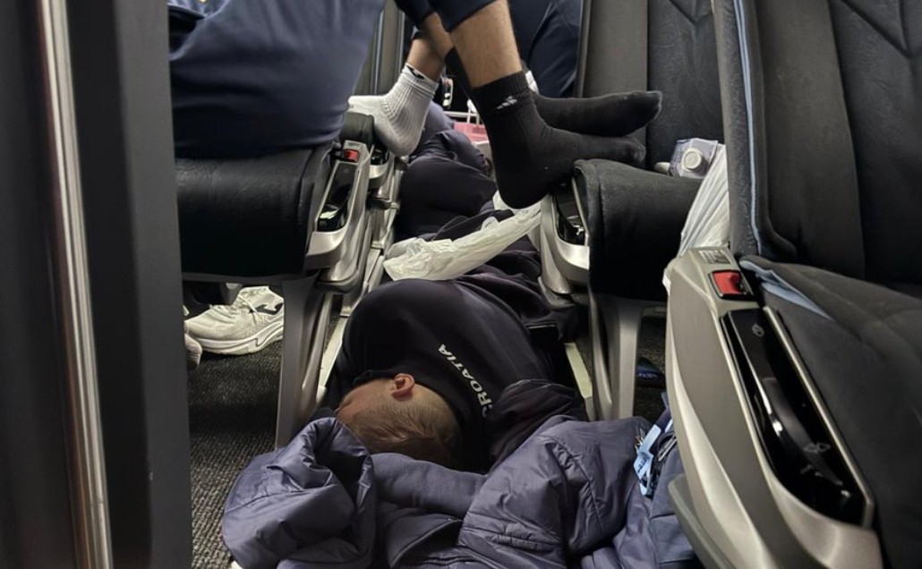 Хрватите бесни: Ракометарите пред полуфиналето спиеле во автобус!