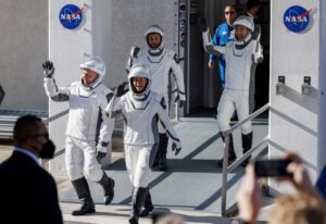 За прв пат во историјата, астронаути се евакуирани од Меѓународната вселенска станица од здравствени причини