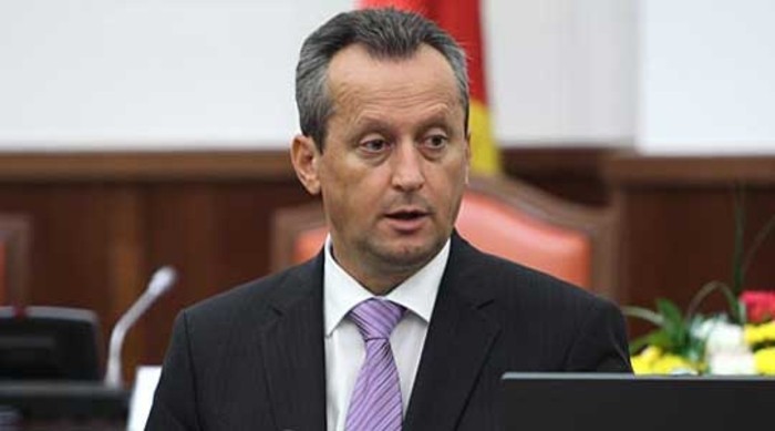 СЕ ОГЛАСИ ВЕЉАНОСКИ ЗА ТЕХНИЧКАТА ВЛАДА: Искуството покажа дека импровизациите во системот не носат квалитет, туку дисфункционалност