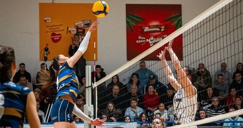 Наковски волеј доминантно го доби дербито со „газелите“