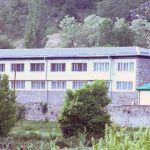 Полицајци во ходник на службени простории во битолскиот затвор пронашле дрога и вага