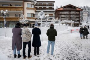 Истрагата за пожарот во Кран-Монтана се проширува и на локалните власти