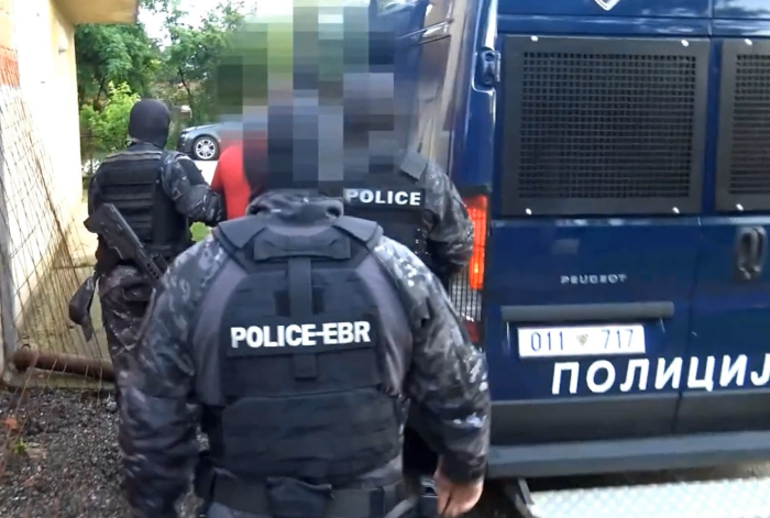 Претреси на неколку локации низ државата, но и во УЈП- се апсат осомничени за перење пари и даночни измами од големи размери