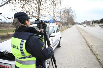 МВР: 54 санкции за брзо возење, тројца возеле со над 70 км на час повеќе од дозволено