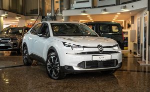 Пристигна и освежениот Citroën C4 X