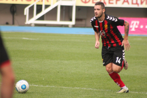 Вардар потврди: Дарко Велковски повторно во дресот на „црвено-црните“