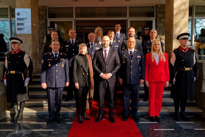 ПРОШТАЛНА СРЕДБА НА АГЕЛЕР СО МИСАЈЛОВСКИ: Силна одбранбена соработка меѓу САД и Македонија