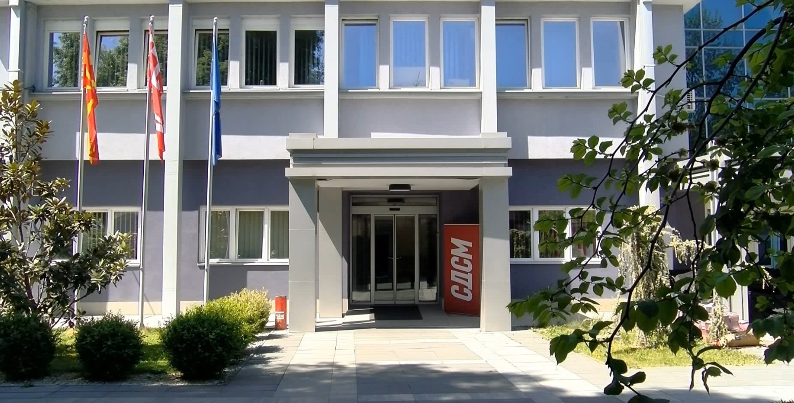 Опозицијата предвидува тешка 2026 година и избори, премиерот одговори: Внимавајте што посакувате