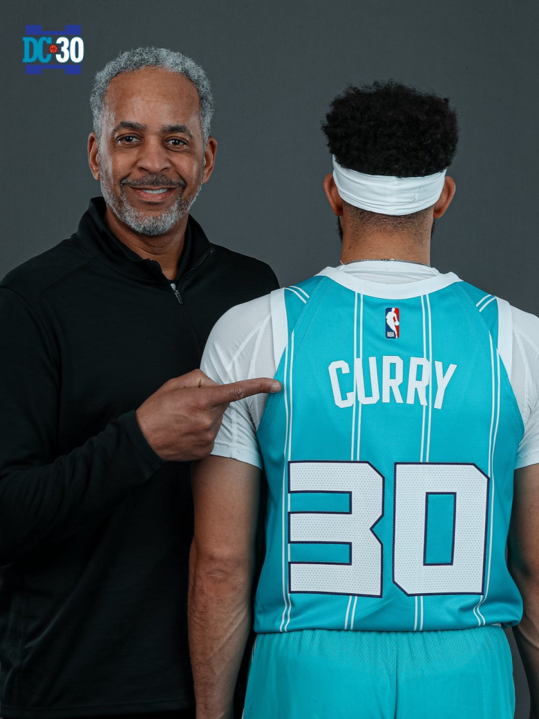 Шарлот ја повлекува 30-та, Дел Кари плачеше како дете