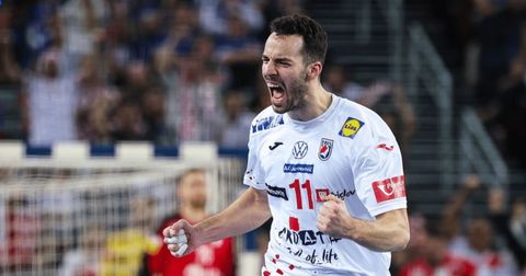 Срна: Шипиќ денес стана татко, оваа победа е за него и за целата земја!