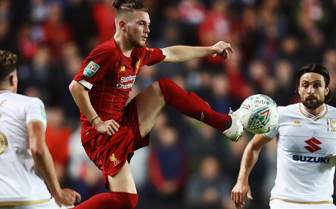 Големиот талент на Ливерпул поради правилата на ФИФА прави изненадувачки трансфер?