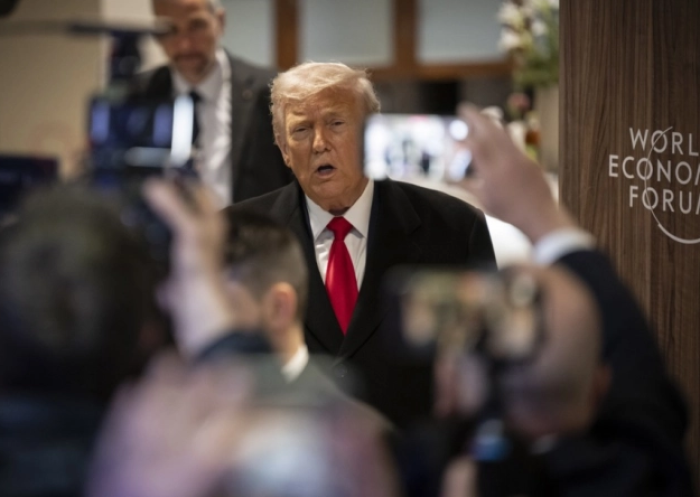 Трамп ги спаси европските лидери од носење тешки одлуки, оценуваат бриселските медиуми