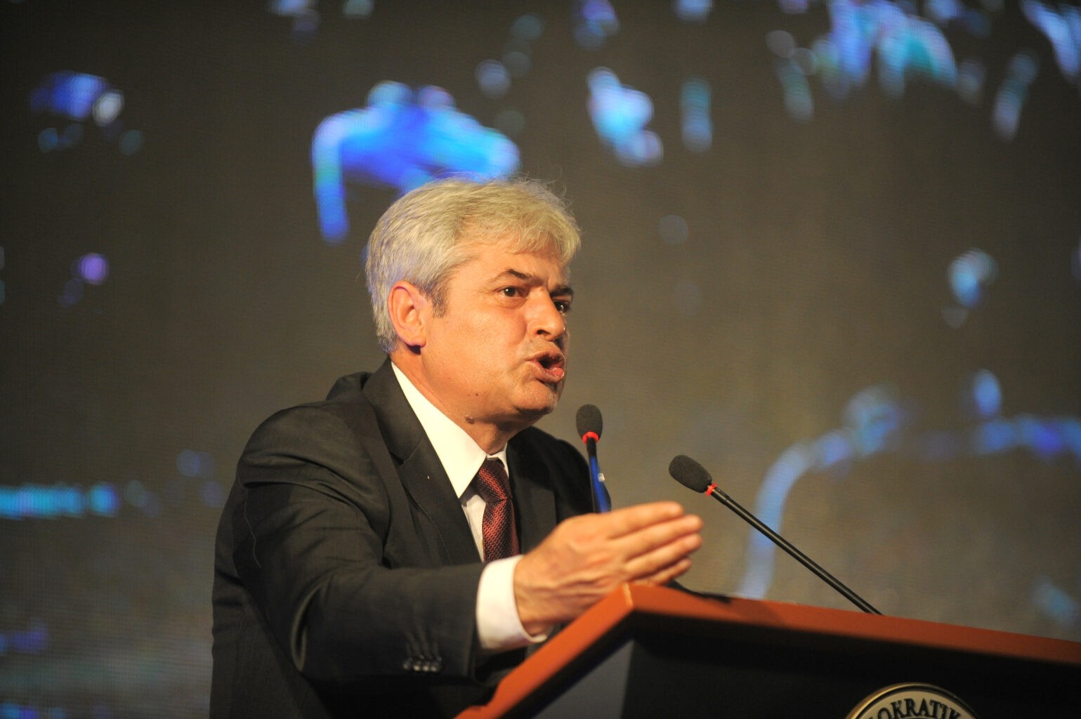 И Али Ахмети ќе оди на лидерска кај Мицкоски