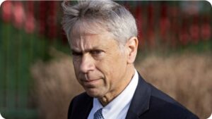 Адвокатот на Џулијан Асанж ќе го брани Николас Мадуро пред суд