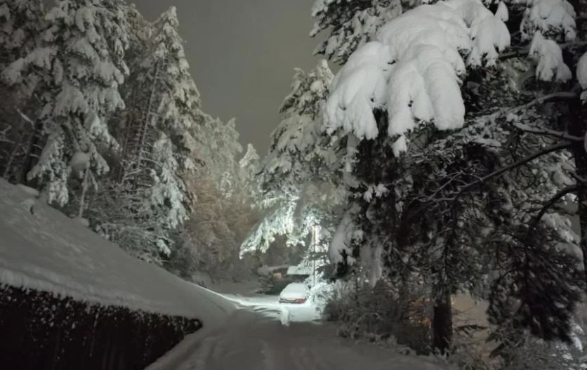 ЦЕЛ РЕГИОН „ОКОВАН“ ВО МРАЗ – минусни температури од Вардар до Триглав