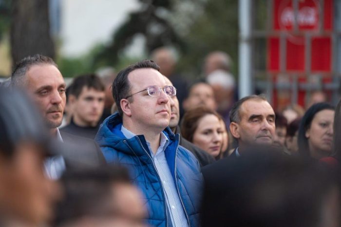 НИКОЛОСКИ: Ja консолидиравме Македонскa поштa, каде вработените молеа да земат плата со претходната Влада