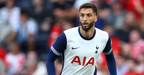 Нови проблеми за Тотенхем, еден од клучните играчи во „аут“ три месеци!