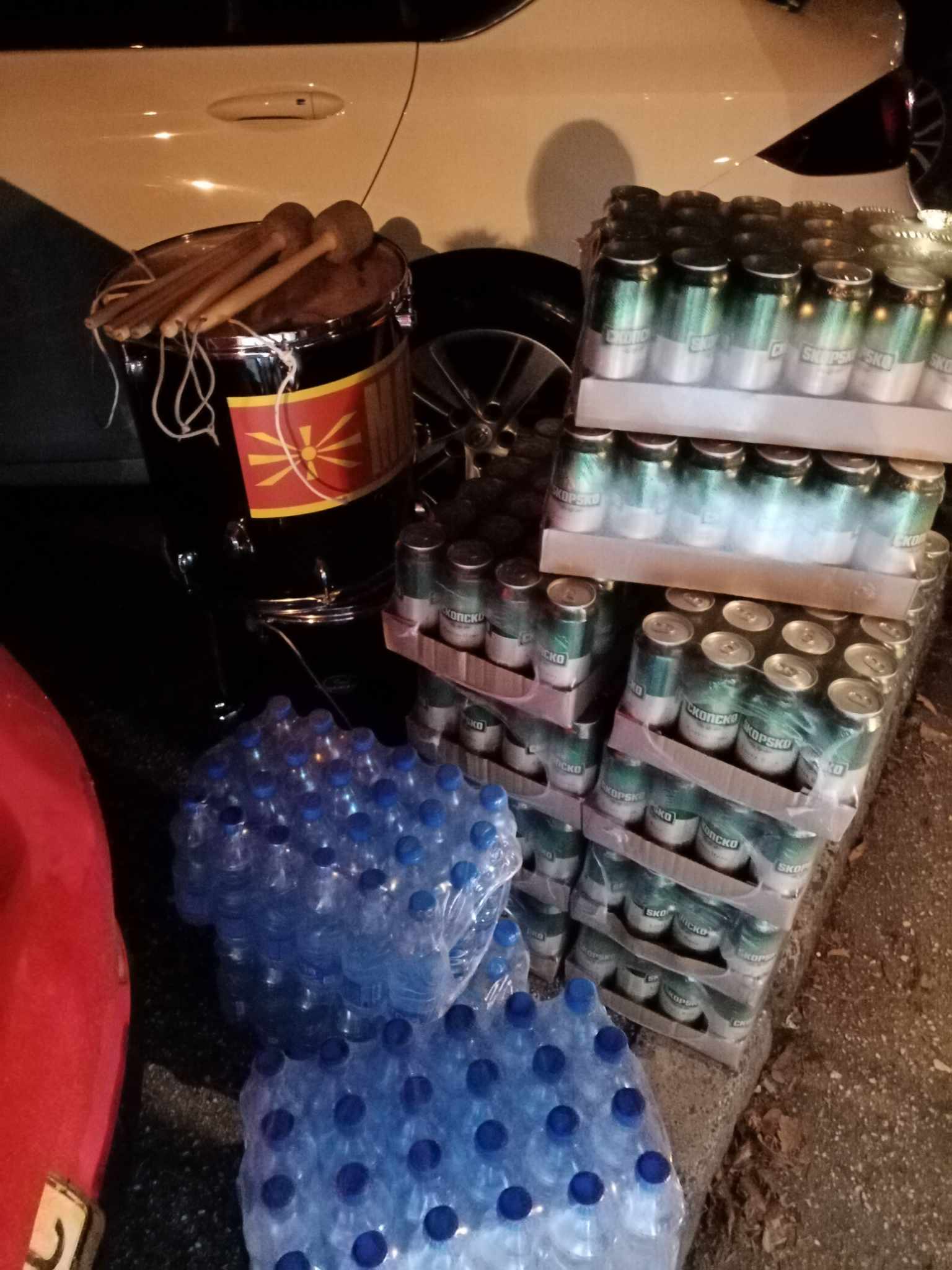 Дел од Фалангата СО АВТОБУС од Скопје ДО ДАНСКА! (Видео+фото)