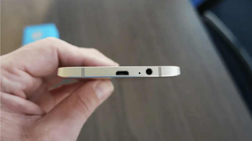 Последните Samsung Galaxy телефони со 3,5 мм приклучок во 2026 година