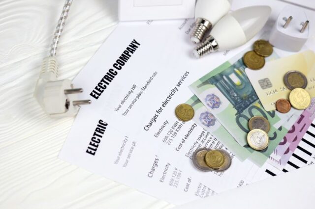 Како да го промените снабдувачот на електрична енергија за Вашата компанија и да заштедите до 40 % на сметката?