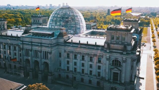 Тинејџер во Берлин фрлил бомба врз стан на врсник кого претходно го малтретирал