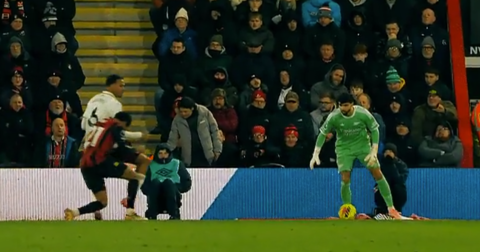 ВИДЕО: Досега невидена симулација во Премиер – со главата удри во лактот на противникот!