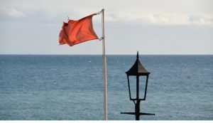 Често незабележливо – „Црвено знаме“ што никогаш не би требало да го игнорирате со вашиот партнер